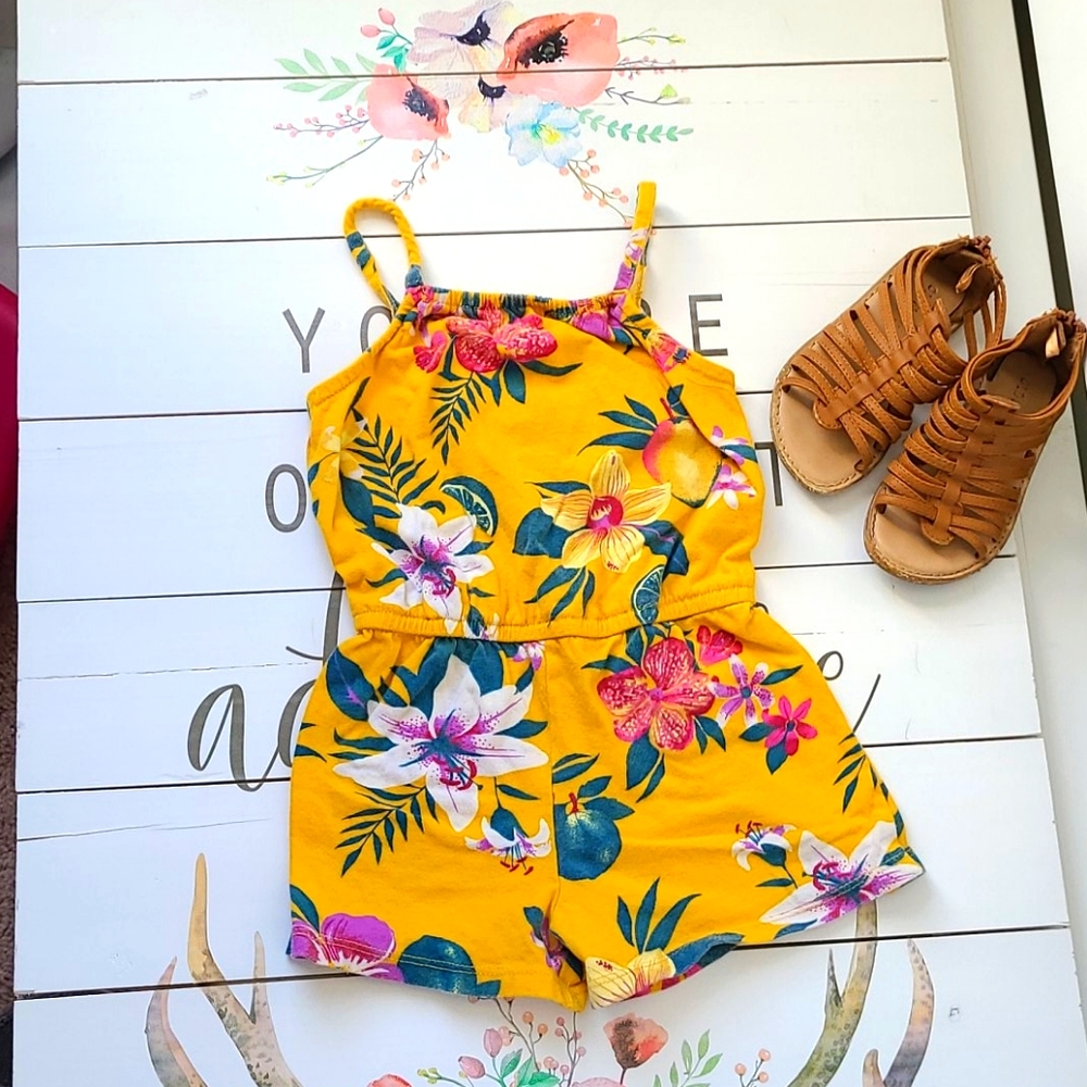 Buttery Soft 3T Girls Old Navy Romper ☀️